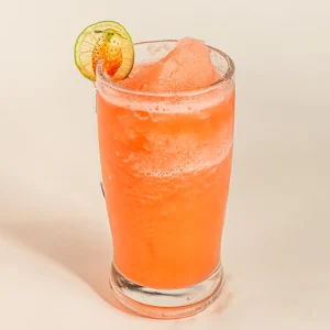 Vaso de Limonada de Fresa Frozen